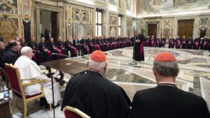 Éles bírálat a Vatikánból a Szinódusi Út mozgalom törekvéseiről