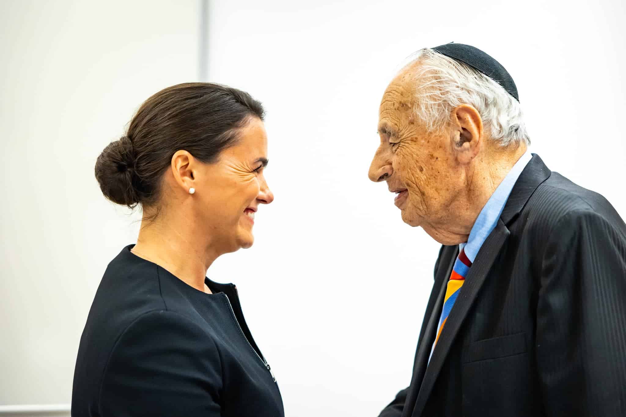 Novak Katalin es Yossi Weisz