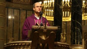 #rorate: Bátorság és buzgóság –„Bízzatok, én legyőztem a világot.” - Nyúl Viktor 2 #rorate: Bátorság és buzgóság –„Bízzatok, én legyőztem a világot.” – Nyúl Viktor