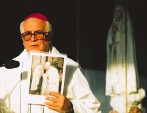 Pavel Hnilica püspök