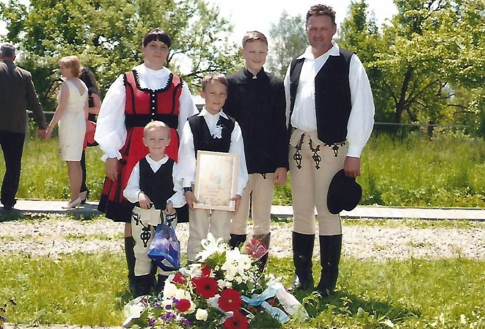 Petres csalad Egyedi