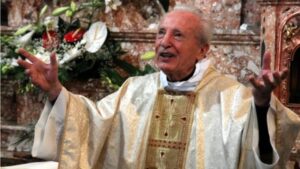 A pap, aki fiai körében ünnepelte 100 éves születésnapját