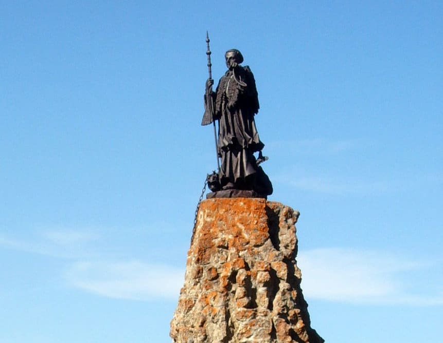 Veszélyes foglalkozások védőszentjei 2 Szent Bernat szobra