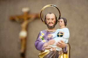 Atyaság és apaság