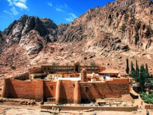 Digitalizálják a Szent Katalin kolostor veszélyeztetett kéziratait 4 Digitalizálják a Szent Katalin kolostor veszélyeztetett kéziratait