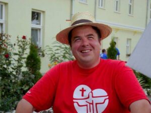 Édesanyám ölelő karjaiba – Tamás Barna tanúságtétele Máriáról