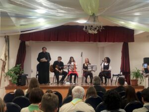 A marosszentgyörgyi Szent Cecília Együttes is készül a NEK-re 3 A marosszentgyörgyi Szent Cecília Együttes is készül a NEK-re