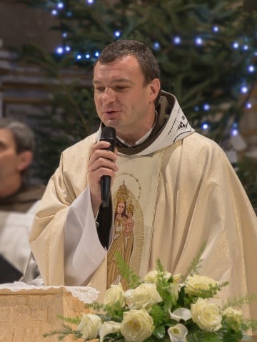 Ki szűz lévén Templommá lettél – Urbán Erik ferences szerzetes tanúságtétele Máriáról 2 Urban Erik OFM csiksomlyon Kicsi