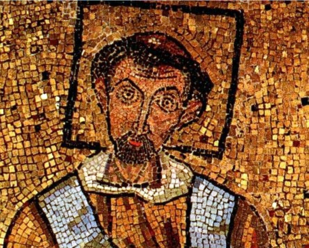 Egy időben a keresztény művészetben négyszögletes glóriák is voltak 1 VII Janos papa mozaik Egyedi