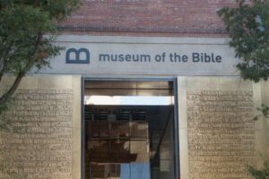 Hamisak a Holt-tengeri tekercsek Washingtonban őrzött kéziratai