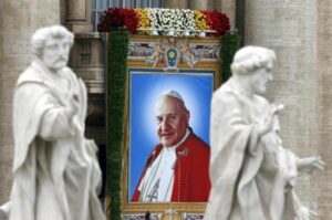 „Aki hisz, az derűs és derűje Istentől származik” - XXIII. János pápa 10 „Aki hisz, az derűs és derűje Istentől származik” – XXIII. János pápa