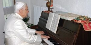 XVI. Benedek pápa különleges „bizonyítéka” a kereszténységre: a zene 3 XVI. Benedek pápa különleges „bizonyítéka” a kereszténységre: a zene