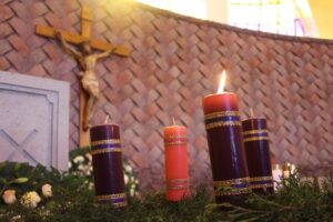 Kezdet és vég - gondolatok advent I. vasárnapjára 1 Kezdet és vég – gondolatok advent I. vasárnapjára