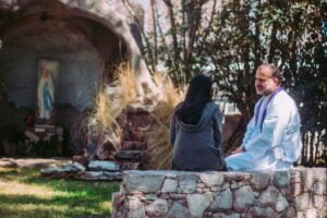 Gyűlöld a bűnt, szeresd a bűnöst! Tényleg?