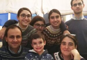 Hogyan szembesült ez a család az édesapa eltávozásával, aki a koronavírus áldozata lett