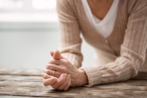 Elváltak, de azt választották, hogy hűségesek maradnak volt házastársukhoz