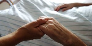 Van-e jogunk életünk végének megválasztására? 2 Van-e jogunk életünk végének megválasztására?