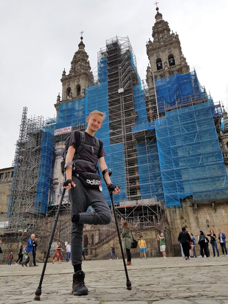 fel labon zarandokol Egyedi