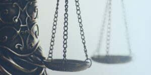 Barron püspök: Miért van szükségünk a hatalom megosztására?