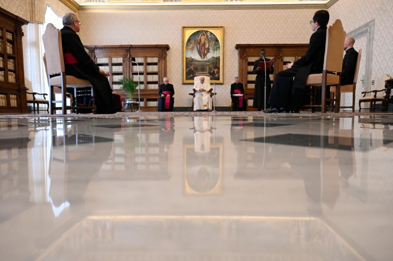 Ferenc pápa: Imádkozzunk, hogy befejeződjön a keresztények üldözése! 2 img1 140