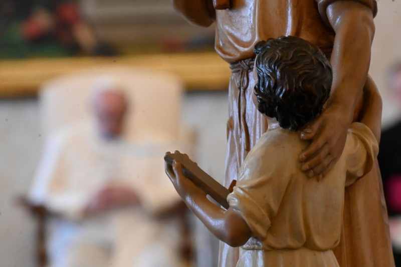 Ferenc pápa: Imádkozzunk, hogy befejeződjön a keresztények üldözése! 3 img1 141