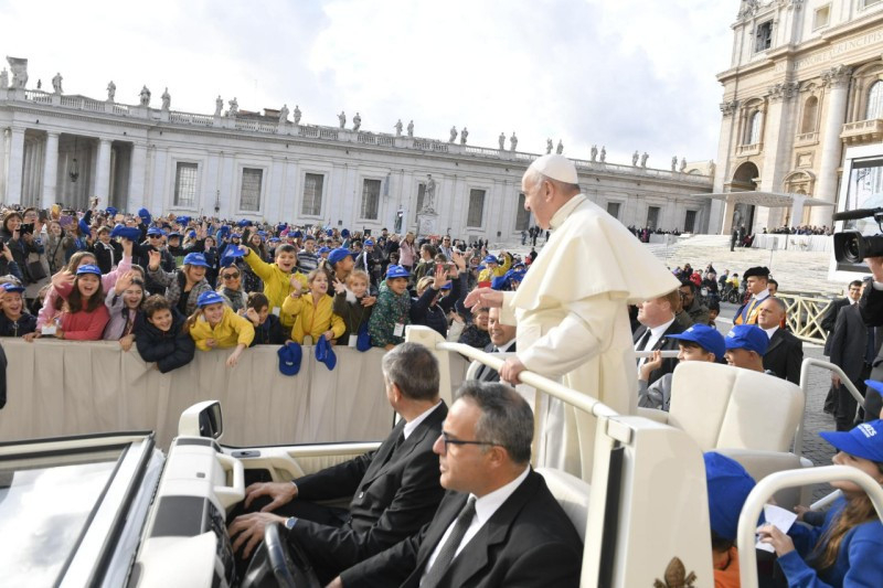 Ferenc pápa: Hidakat építsünk azok felé, akiknek más a kultúrája és a hite! 3 img1 48