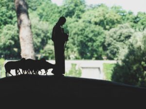 Pásztor vagy menedzser? – gondolatok húsvét 4. vasárnapjára