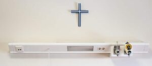 Kereszt nélküli kórtermek: A főegyházmegye sajnálja a klinika döntését