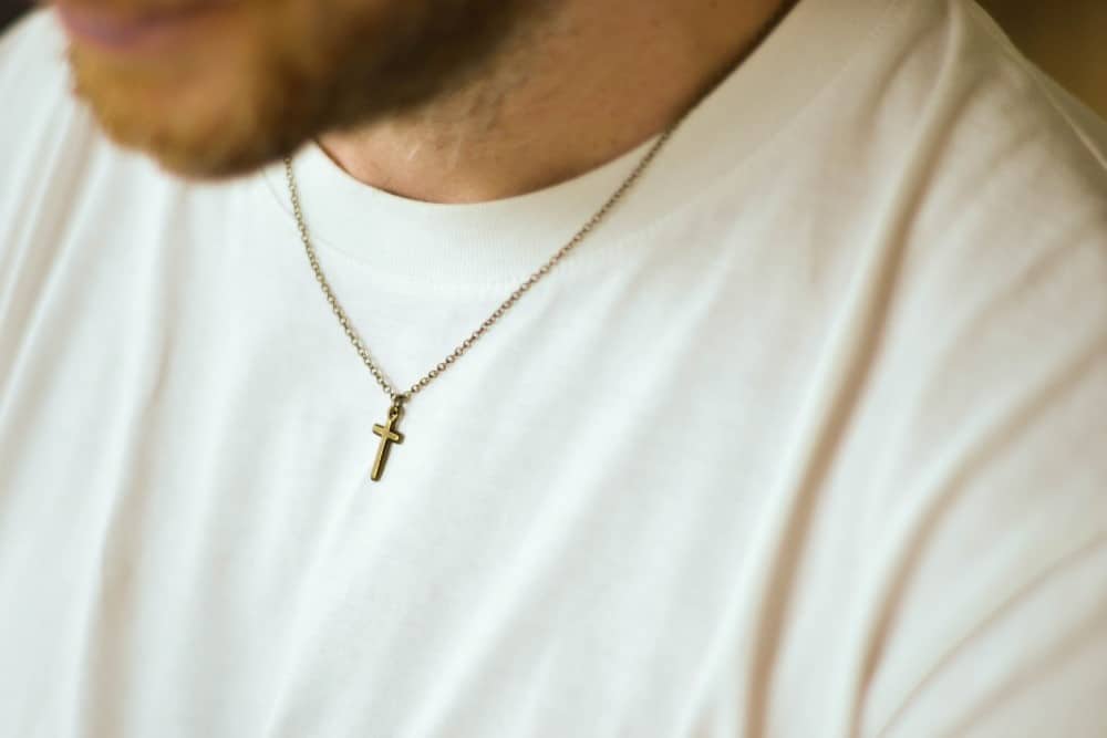 Vízió, misszió, értékek 1 kereszt a nyakban Egyedi