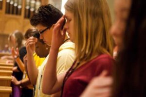 Hogyan, miért és mióta vetünk keresztet?