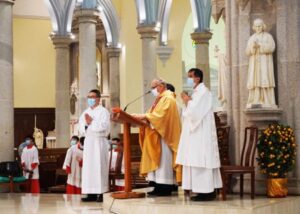 Énekelhetünk-e koronavírus-járvány idején a templomokban? 5 Énekelhetünk-e koronavírus-járvány idején a templomokban?