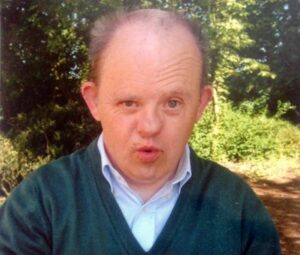 Egy keresztleány “levele” Down-kóros keresztapjának (temetése után)