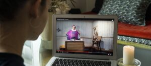 Az internetes miselátogatók minősítgetik az online istentiszteleteket 2 Az internetes miselátogatók minősítgetik az online istentiszteleteket