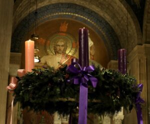 Öröm és szenvedés - Gondolatok advent 3. vasárnapjára 4 Öröm és szenvedés – Gondolatok advent 3. vasárnapjára