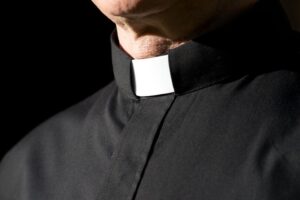 Ez a tanítás nem hagyhat hidegen egyetlen papot, tisztségvállalót vagy hívet sem…