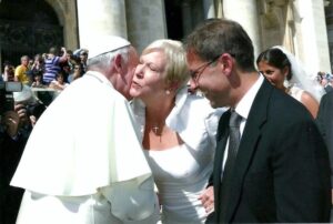 A nap, amikor megcsókoltam a pápát 7 A nap, amikor megcsókoltam a pápát