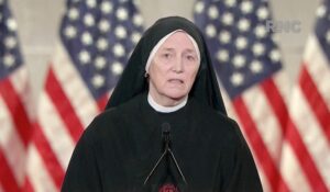 Apáca, katona és sebészorvos esete a sajtóbeli fordítással