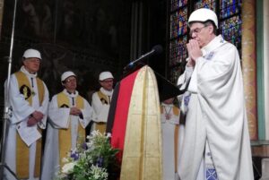 notre dame szentmise