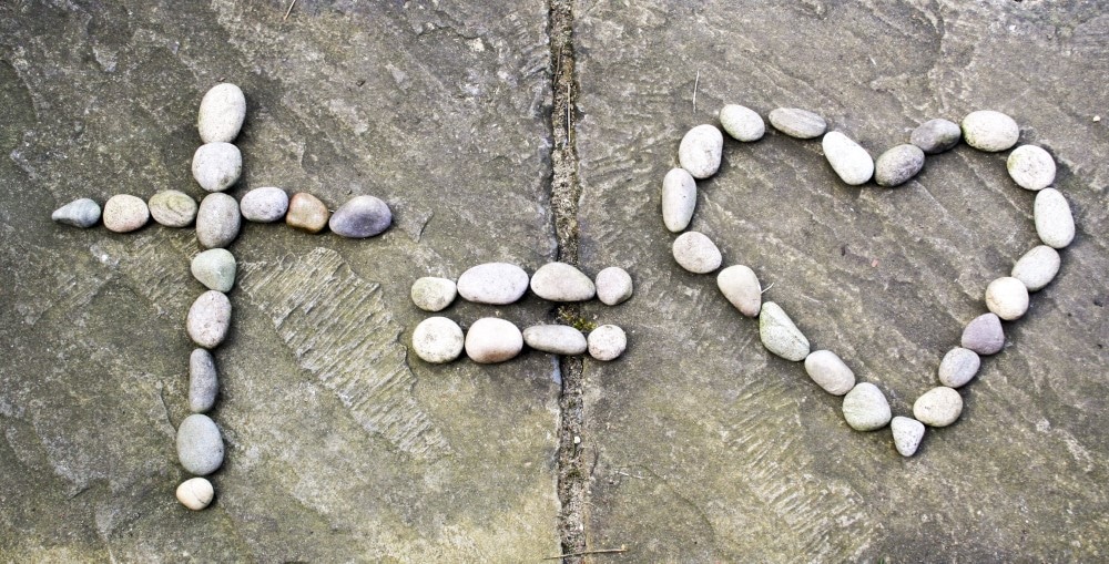 Szeretni fáj, de muszáj? – Gondolatok évközi 30. vasárnapra 1 szeretet Egyedi