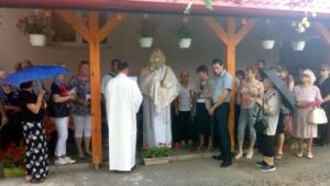 Szlovák és magyar ajkú katolikusok együtt ünnepelték az Úrnapját 3 Szlovák és magyar ajkú katolikusok együtt ünnepelték az Úrnapját