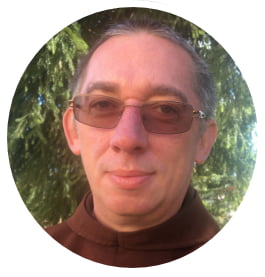 Megújuló reményünk: az advent – 5. évaddal folytatódik az Adventi ráhangoló 4 portre Gego Julianus