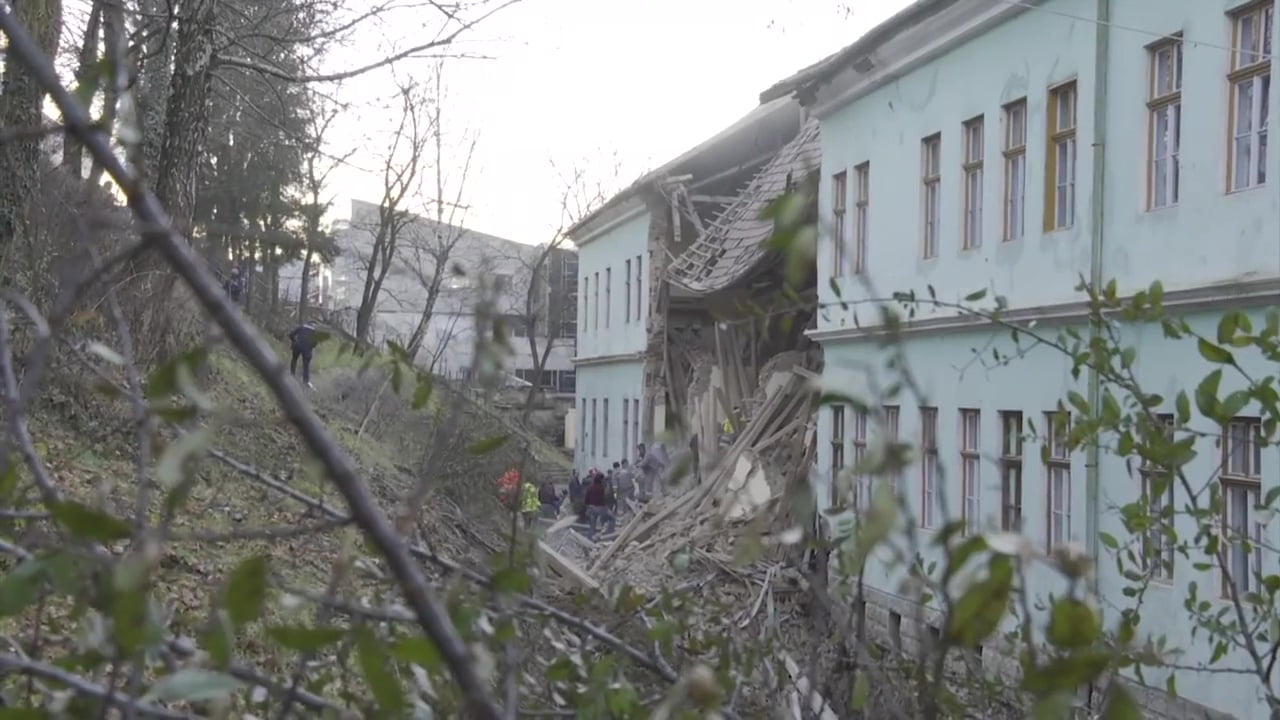 Érsekség: Nincs tudomásunk arról, hogy az épületben szerkezeti problémák lennének 1 Udvarhelyi bentlakas