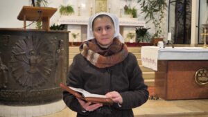 Adventi ráhangoló: Közösség és együttérzés