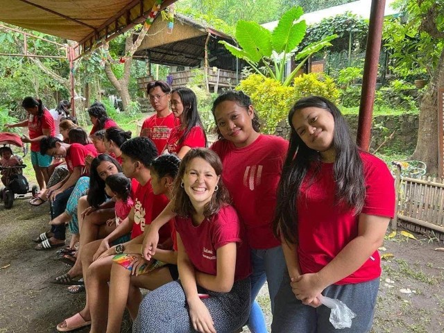 Kis karácsonyi csodák: misszióban a világ másik végén 3 sidonie Small