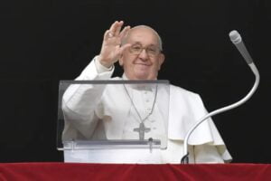 Teremtsünk otthont Istennel és testvéreinkkel – Ferenc pápa Úrangyala imája