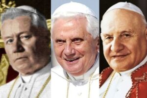 Szabad-e vajon a Szentmise alatt tapsolnunk? – Amit a pápák mondtak erről