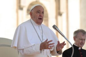 Ferenc pápa katekézise a Szentlélek sugalmazó szerepéből: A Biblia Isten sugalmazott műve