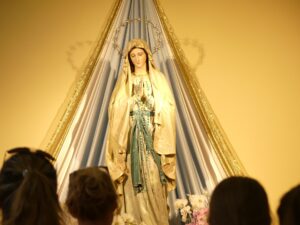 Van idő! – Medjugorje a Szűzanya iskolája