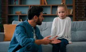 Hat megfogalmazás, amit érdemes választani, ha gyermekünket pozitív formában akarjuk korholni 9 Hat megfogalmazás, amit érdemes választani, ha gyermekünket pozitív formában akarjuk korholni