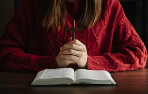 A stájerországi fiatalok az idősebbeknél nyitottabbak a hitre – a Graz-Seckaui egyházmegye jövőkutatása meglepő eredményeket hozott